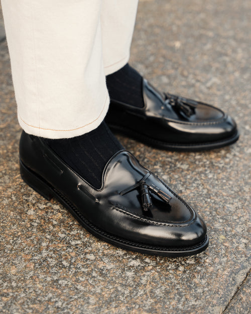 Men’s black leather Tassel Loafers | Velasca