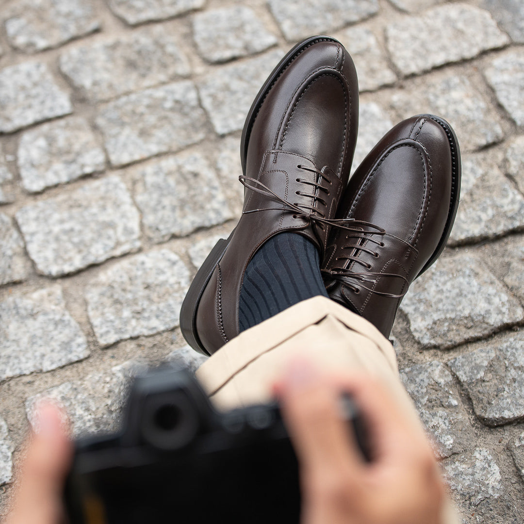 Derby men's dark brown leather shoes
