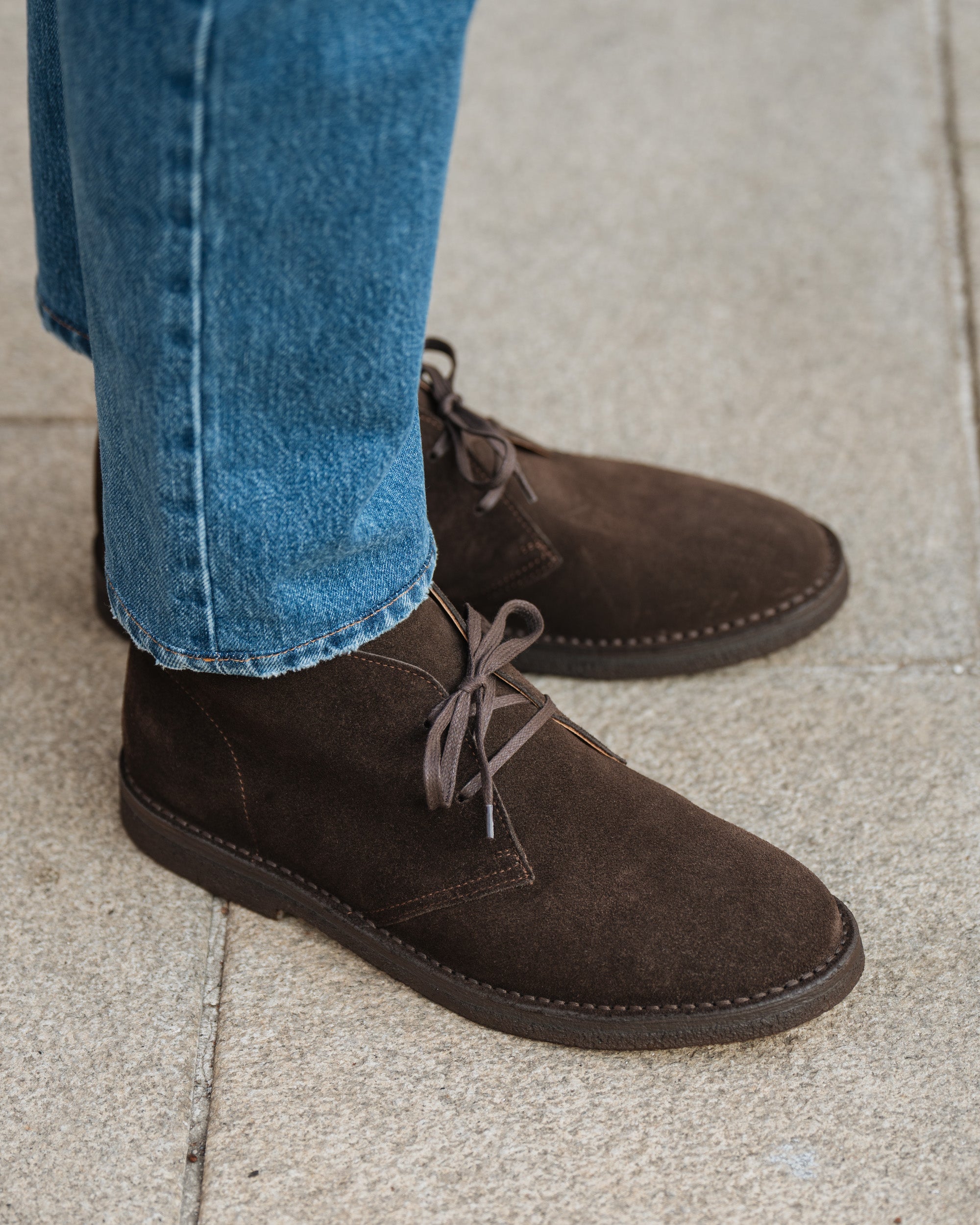 Brown desert boot on sale