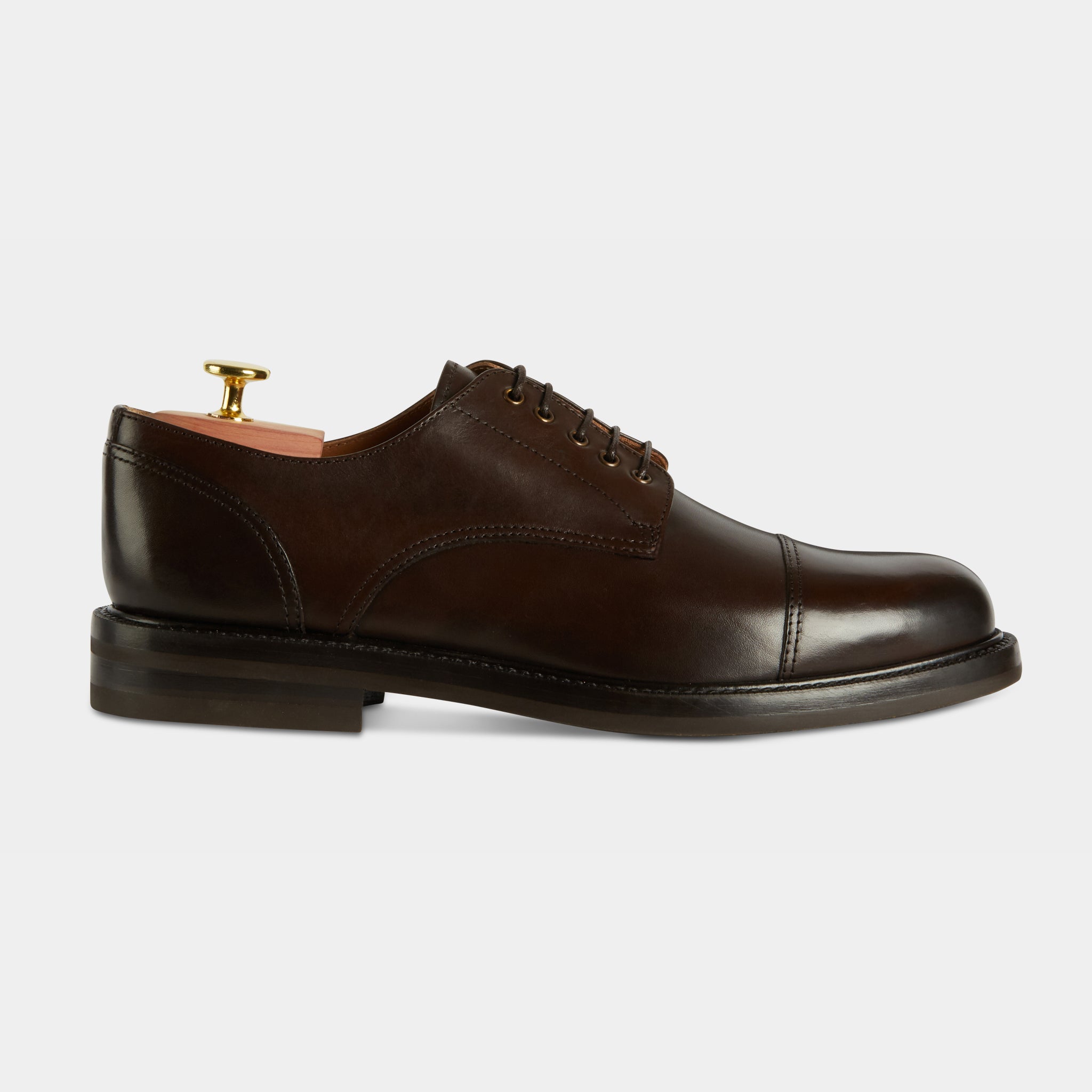 Men's lace up dark brown leather Derby shoes | Velasca