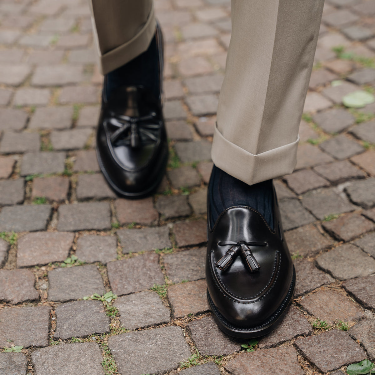 Men’s black leather Tassel Loafers | Velasca